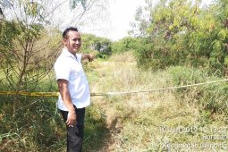 Warga Cilincing dikejutkan penemuan mayat dengan kondisi membusuk di lahan kosong