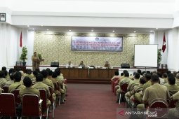 Pemkab Landak berikan pembekalan 180 PNS purna tugas