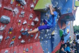 Tabalong prepares climbing athletes for national selection