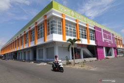Pasar tradisonal sepi pembeli