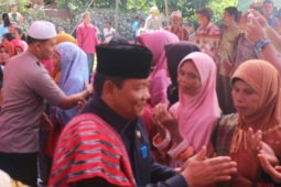Bupati Samosir di acara halal bihalal Idul Fitri