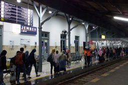 Jumlah penumpang angkutan Lebaran di Daop Jember lampaui prediksi