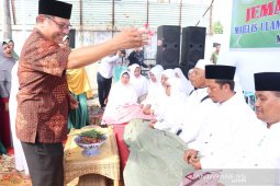 Pemkot Medan "tepung tawari' calon jamaah haji