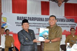 DPRD terima nota pengantar Ranperda Pertanggungjawaban pelaksanaan APBD 2018