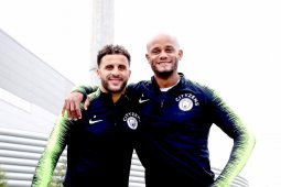 Pemain Man City Walker merasa "dilecehkan" setelah  langgar lockdown