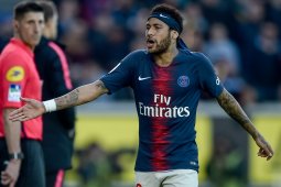 PSG peringkatkan  Barcelona untuk jauhi Neymar