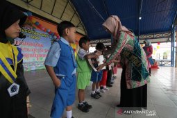 Bunda PAUD Batola lepas ratusan anak TK/PAUD