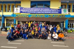 Ratusan 'Japekers' meriahkan pekan kesehatan di Bekasi