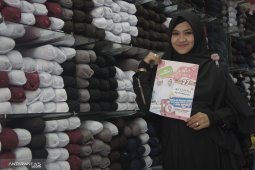 Belanja kerudung sekolah di Rabbani bisa dapat beasiswa