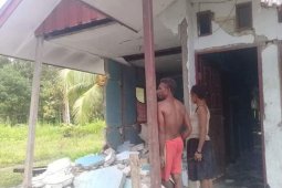 Prajurit TNI diterjunkan bantu warga yang terdampak gempa