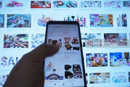 Tips agar tak tertipu beli kosmetik secara "online"
