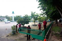 Polres Bangka Barat gelar bakti sosial bersihkan tempat ibadah