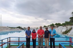Pemkab Bangka Tengah gandeng Damri jalankan program pariwisata satu arah
