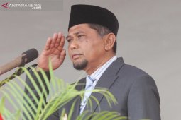 Penajam bagikan puluhan Kartu Indonesia Sehat