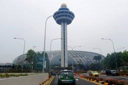 Pesawat nirawak kembali mengganggu bandara Singapura