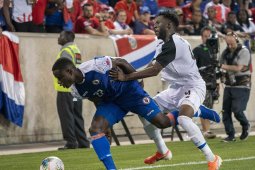 Haiti kalahkan Kosta Rika 2-1,  Piala Emas