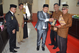 HUT ke-12 Kayong Utara, masyarakat harus dukung kemajuan negeri bertuah