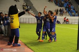 Persiba curi poin di markas Persewar