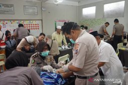 Polda Kalsel khitan 876 anak meriahkan HUT Bhayangkara