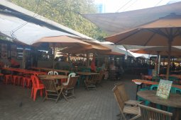 Pedagang makanan di Monas keluhkan sepi pembeli karena aksi PA 212