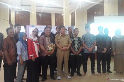 Pemkab Bangka Tengah dukung pembangunan Kampung Pelangi Kurau