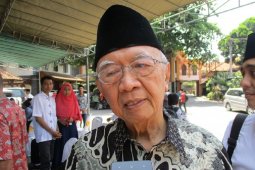 Gus Sholah anjurkan percepat rekonsiliasi pascaputusan MK