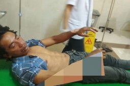 Mobil terbakar akibatkan pengemudi terluka