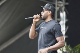 Kevin Durant dan Kahwi Leonard pertimbangkan bermain satu tim