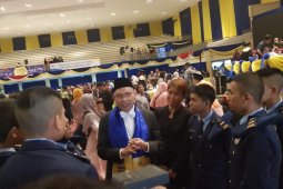 Rektor Unair beri pesan khusus ke siswa SMAN 3 Taruna