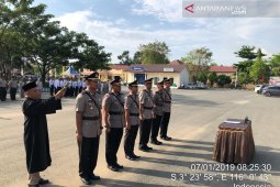 Empat perwira Polres Tanah Bumbu geser jabatan
