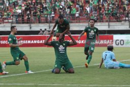 Pelatih Persebaya DJadjang akui masih banyak kelemahan