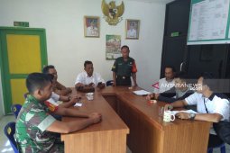 Babinsa Koramil 14/Dolok Merawan penyuluhan narkoba kepada kepala desa