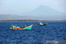Terombang ambing selama 24 jam,  nelayan Aceh Jaya ditemukan dalam keadaan lemas