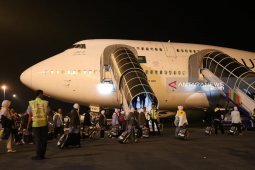 Seorang calon haji kloter 1 Embarkasi Surabaya tertunda keberangkatannya