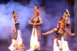 Tari Bedoyo Denawa Estri buka pesona seni budaya Trenggalek di TMII