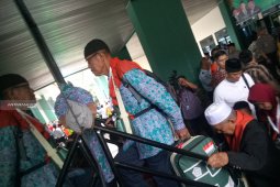 Gubernur Sumsel bekali jamaah haji dengan uang saku