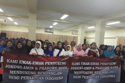 Emak-emak mendukung Persatuan Indonesia