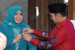 Yunninta Syahirsyah terima lencana Manggala Karya Kencana