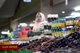 Tips simpan oleh-oleh haji agar tetap segar