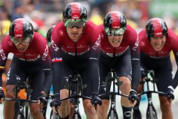 Tim INEOS bakal mundur dari Tour de France jika tak aman dari COVID-19