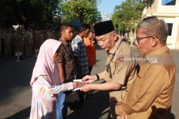 Berikut penerima bantuan korban bencana dari Pemkab HST senilai Rp53 juta