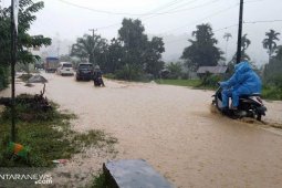 Bengkulu diguyur hujan lebat sesuai prakiraan BMKG