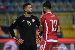 Kiper Tunisia minta maaf atas reaksinya saat diganti  jelang pinalti