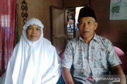 Penarik becak naik haji