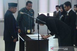 Sekda HST lantik 39 pejabat tenaga kesehatan dan pertanian