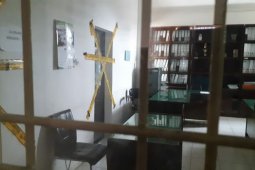 Kantor Badan Pengelolaan Keuangan Daerah Pematangsiantar disegel pasca-OTT