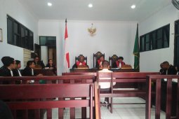 Empat terdakwa korupsi dana WFC Namlea  jalani persidangan
