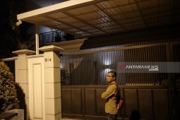 Gubernur tidak tahu penggeledahan rumah komisaris Bank Jatim