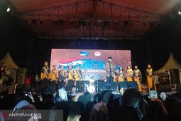 Pecah, puluhan ribu orang banjiri konser kebangsaan RRI