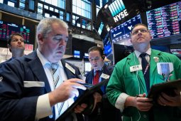 Wall Street menguat  didukung  ekspektasi penurunan suku bunga